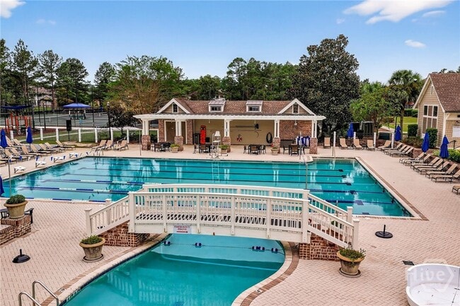 Building Photo - 170 Holloway Hl