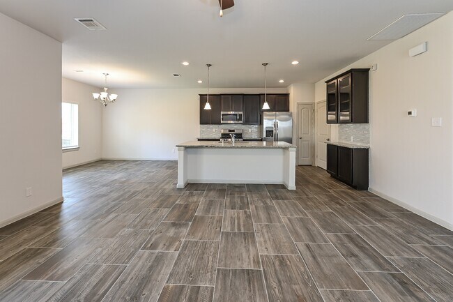 Building Photo - 7927 Fijian Cypress Dr