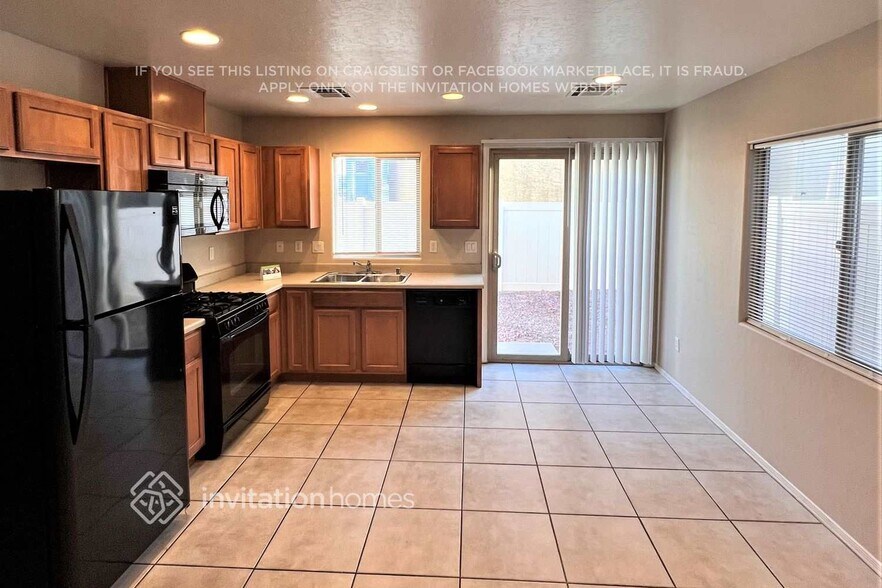 Building Photo - 5265 Aurora Beam Ave