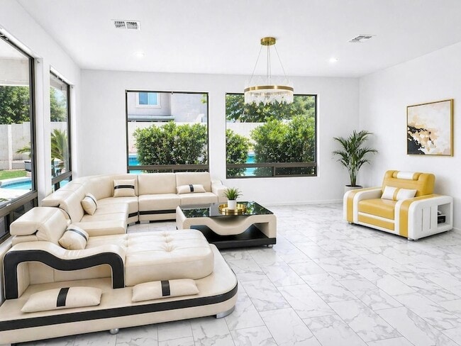 Building Photo - 8611 S 45th Glen