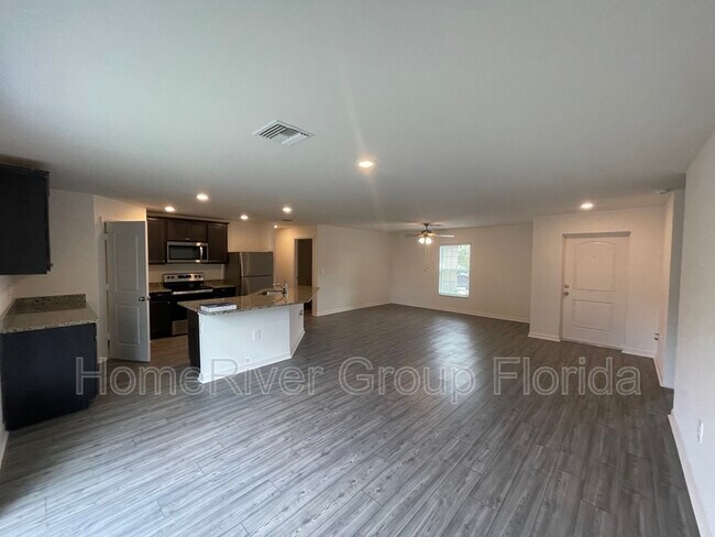 Building Photo - 3564 Brewster Rd