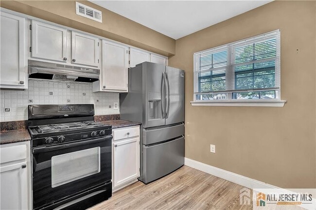 Building Photo - 722 Darlington Dr