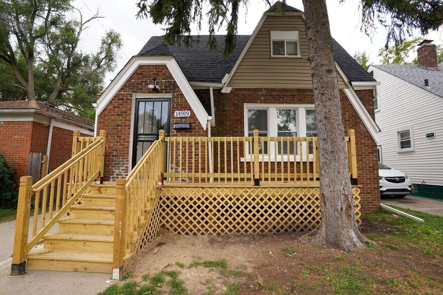 Primary Photo - Fully Renovated 3-Bedroom Home – Move-In Ready for You!