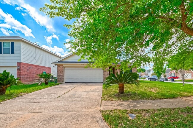 Building Photo - 9006 N Jewel Bend Ln