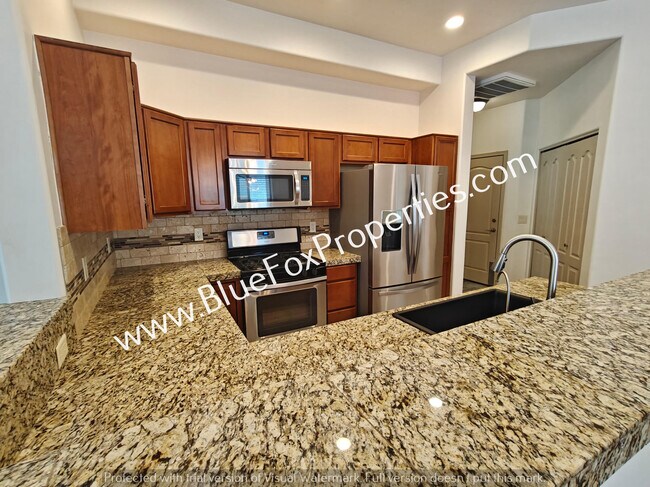 Building Photo - 12785 N Seacliff Pl