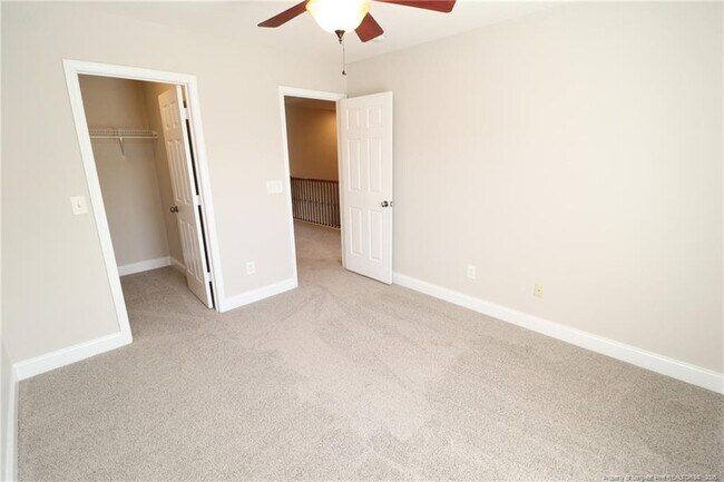 Building Photo - 218 Longchamp Ln