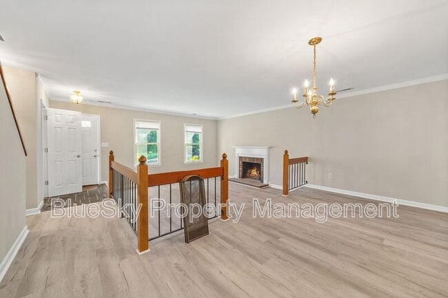 Building Photo - 439 Wynridge Dr