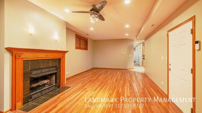 Building Photo - 4428 S Calumet Ave
