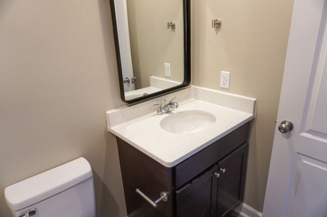 Building Photo - Parkview Apartments