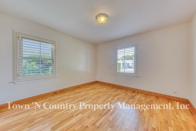 Building Photo - Charming 2BR/1BA Home in South Salinas!