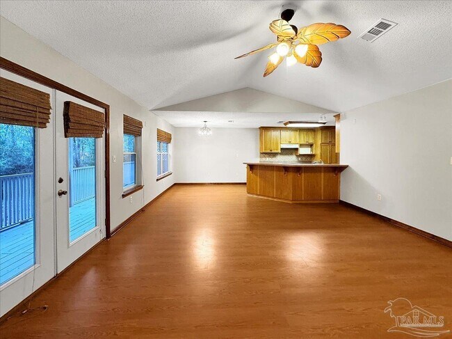 Building Photo - 1427 Big Coldwater Creek Rd