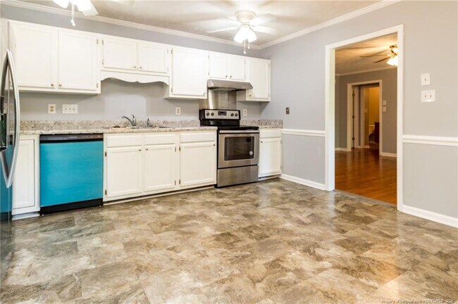 Building Photo - 508 Stone Way Ct