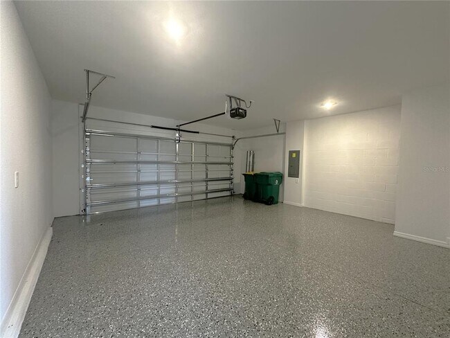 Building Photo - 11819 Cloverly Ln