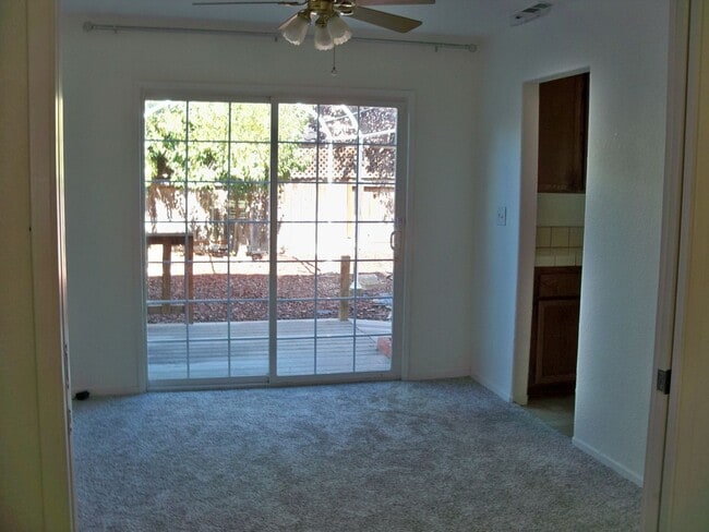 Building Photo - Two Story In East Modesto