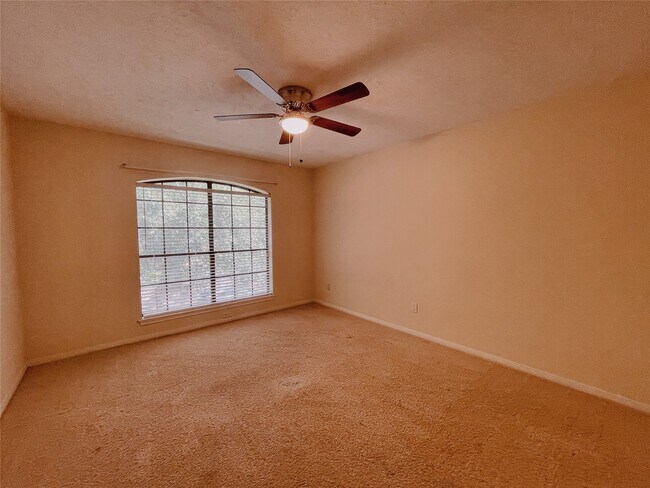 Building Photo - 3015 W Steepbank Cir