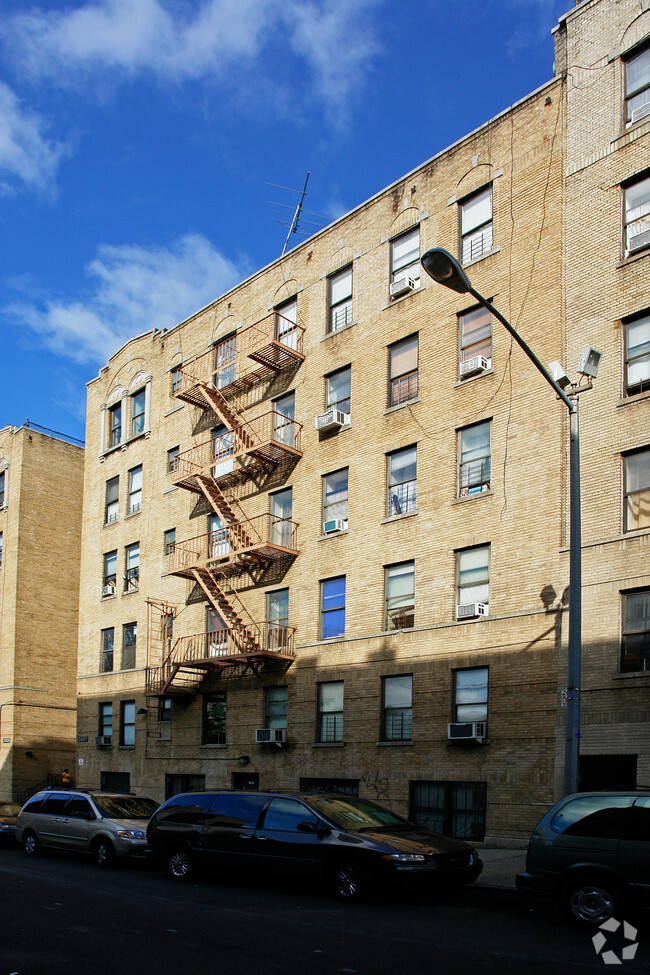 2007 Davidson Ave - 2007 Davidson Ave Bronx NY 10453 | Apartment Finder