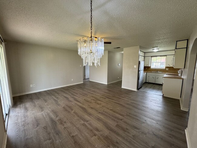 Building Photo - 3-Bedroom House for Rent in Killeen