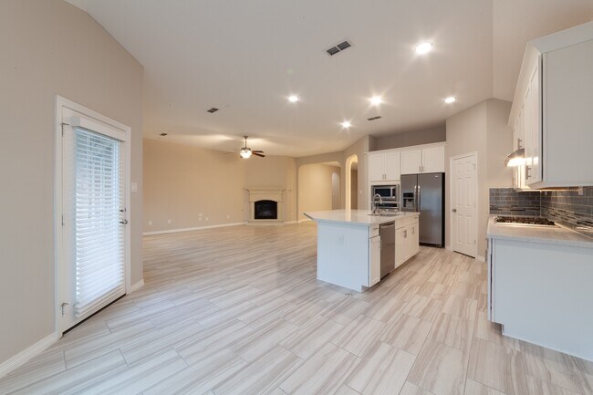Building Photo - 22138 Grand Mist Dr