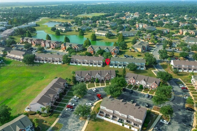 Building Photo - 4481 SW 49th Ave