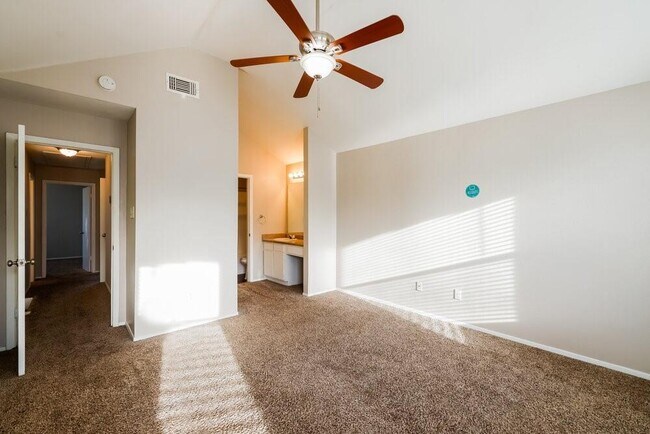 Building Photo - 5907 Beaconridge Dr