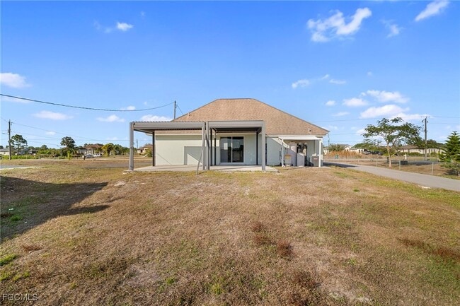 Building Photo - 4080 24th Ave NE