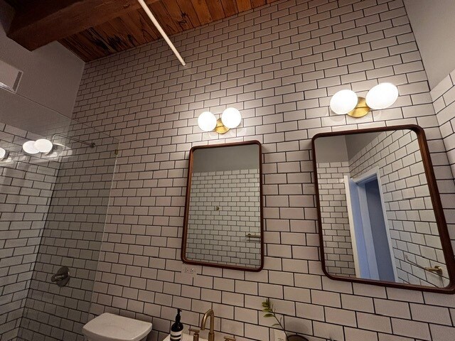 Building Photo - 728 W Jackson Blvd