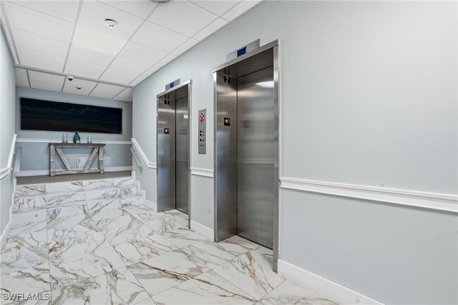 Building Photo - 5 Bluebill Ave