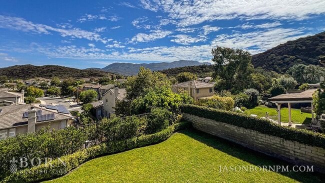 Building Photo - 674 Via De Tierra