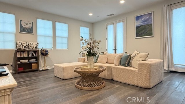 Building Photo - 57 Interlude