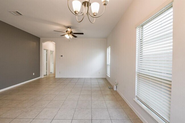 Building Photo - 6421 Innsbruck Meadows Ln