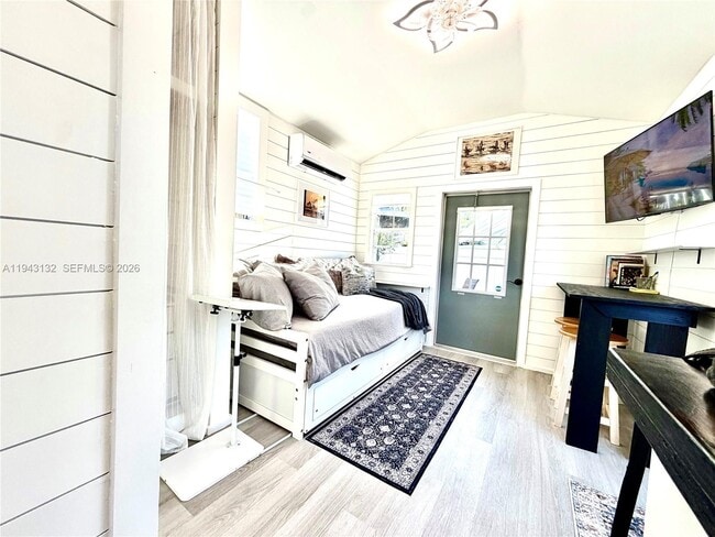 Building Photo - 3601 SW 32nd Blvd