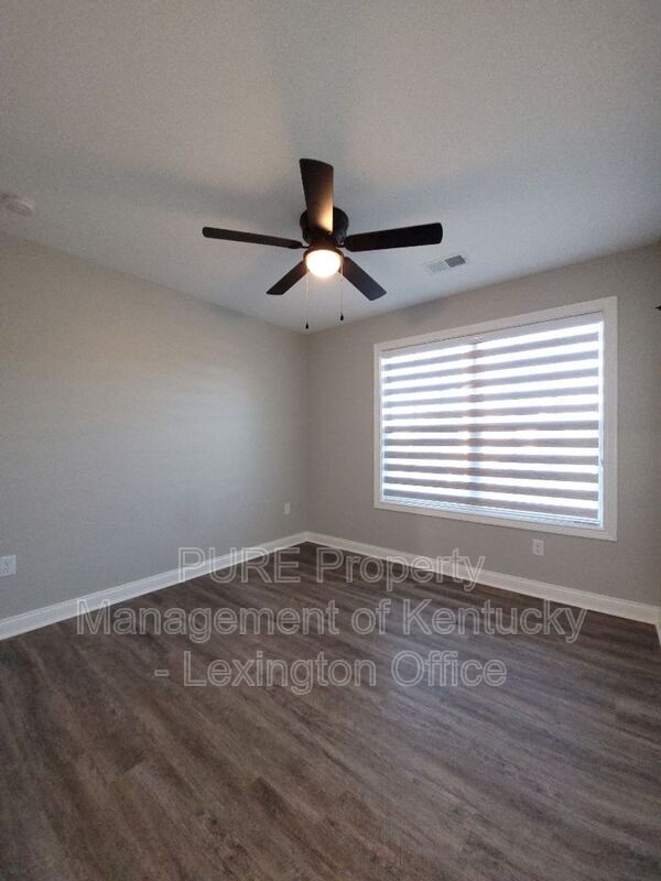 Building Photo - 521 Sapphire Dr
