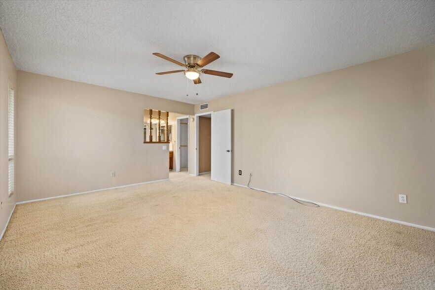 Building Photo - 7808 Selkirk Dr