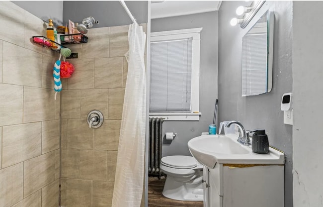 Building Photo - 569 Washington Ave