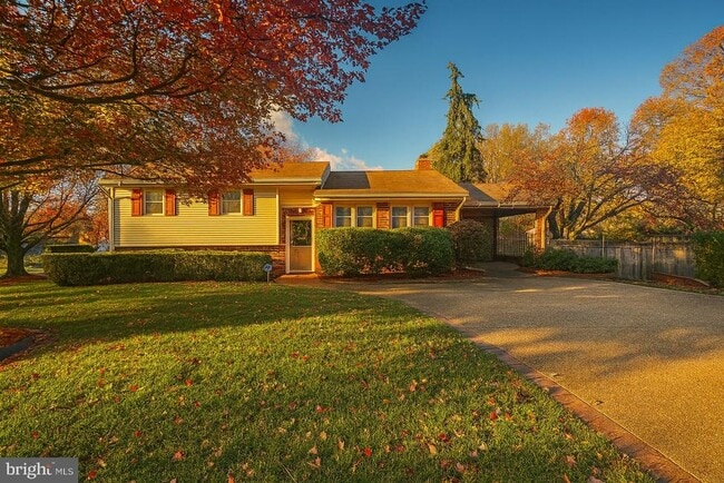 Building Photo - 6726 S Kings Hwy