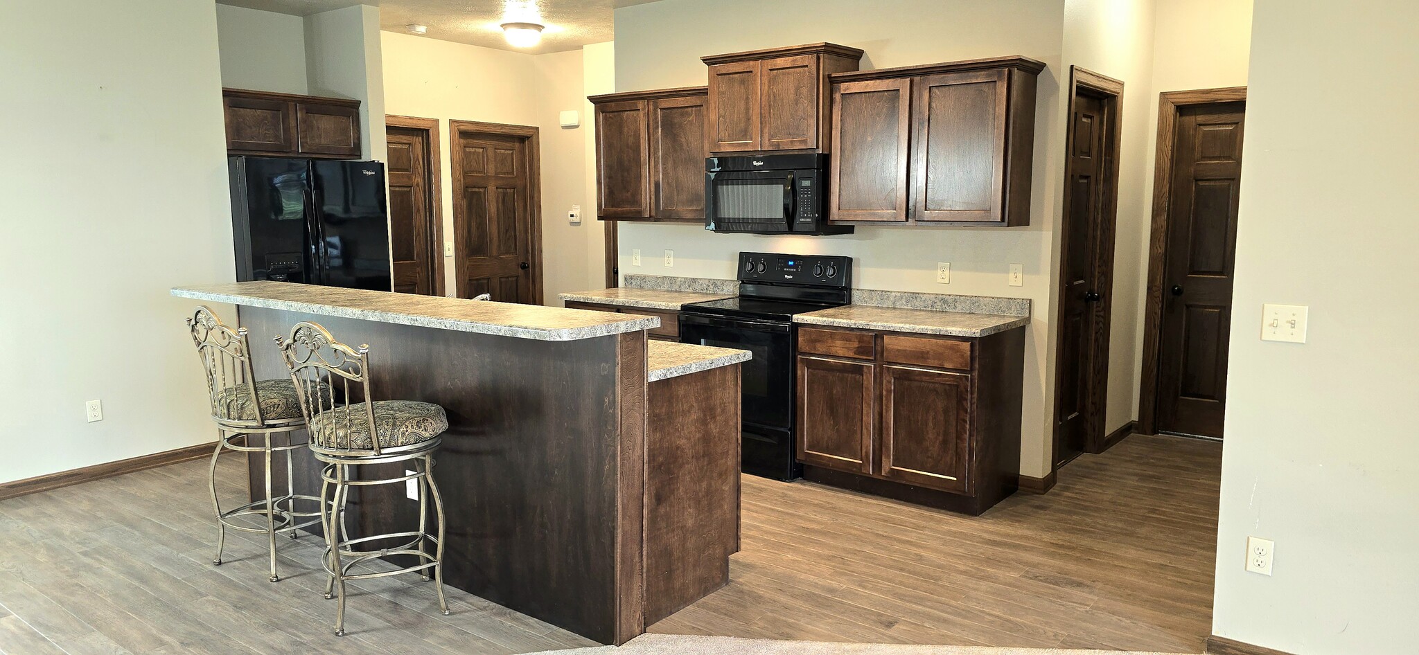 Detail of kitchen cabinets. - 3509 E Bison Trl