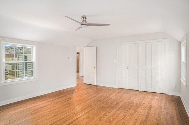 Building Photo - 138 N Howard Ct