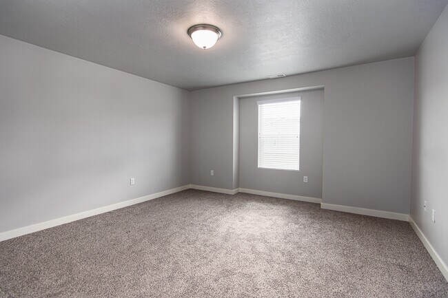 Bedroom 2 - Herriman Townhomes - FC