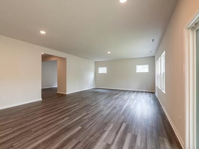 Building Photo - 1032 Umstead Grove Way