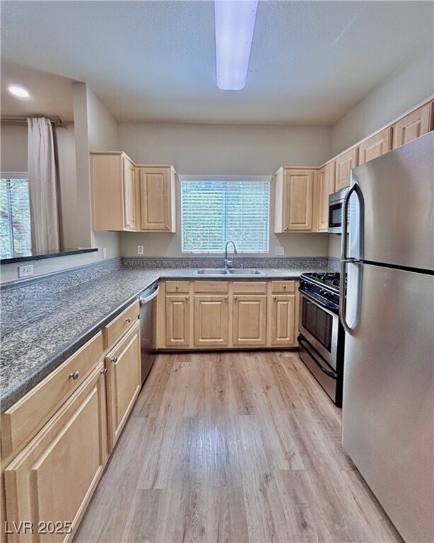 Building Photo - 5250 S Rainbow Blvd
