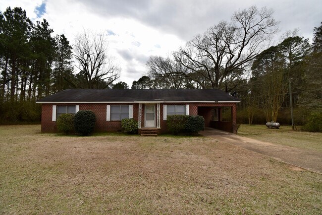 Building Photo - 3 Bed 1 Bath Home!