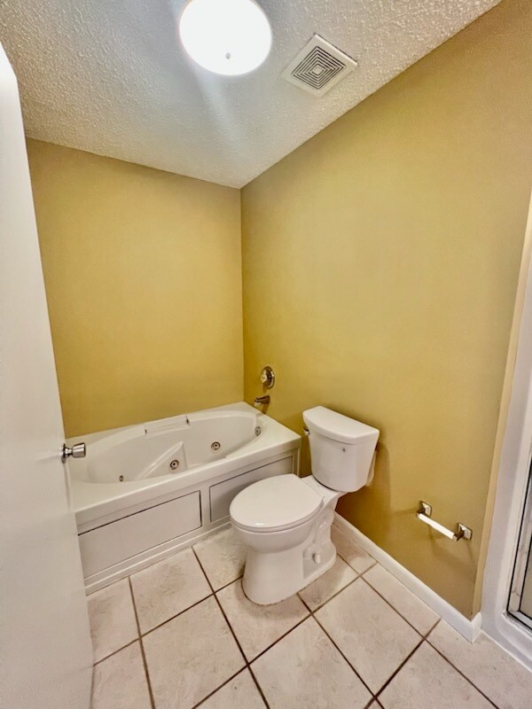 Building Photo - 321 Bream Ave
