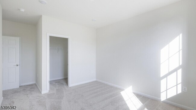 Building Photo - 95 Robeson St