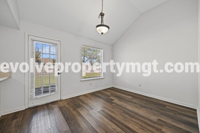 Building Photo - 8068 Port Douglas Dr