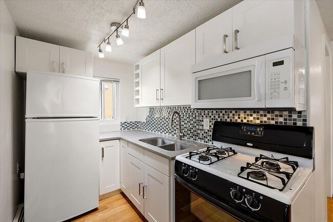 Building Photo - 603 Gott St