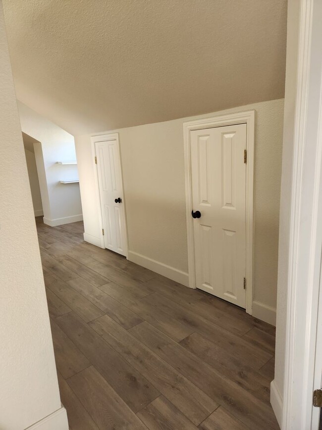 Building Photo - 1 Bdrm, 1 Bath ADU near Sutter Street - Hi...