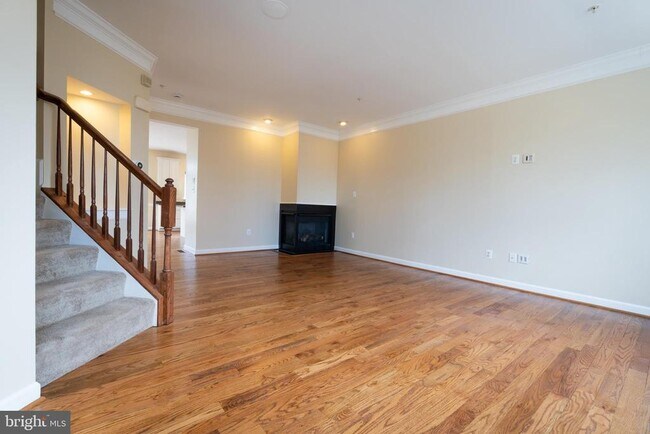 Building Photo - 4815 Portsmouth Rd