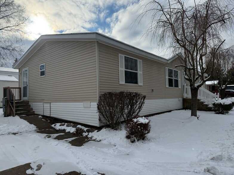 Building Photo - 11701 Cascade Cir