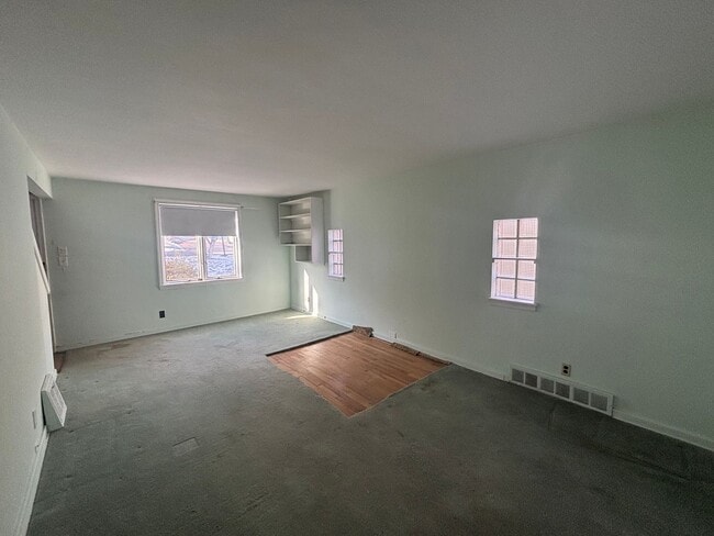 Building Photo - Use Your Tax Return For This Sweetheart of a Deal! This is a Lease-to-Own – Not a typical rental.