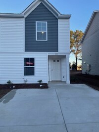 Building Photo - 352 Gum Swamp Trl